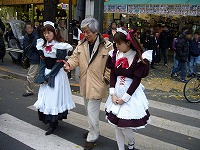 �}������